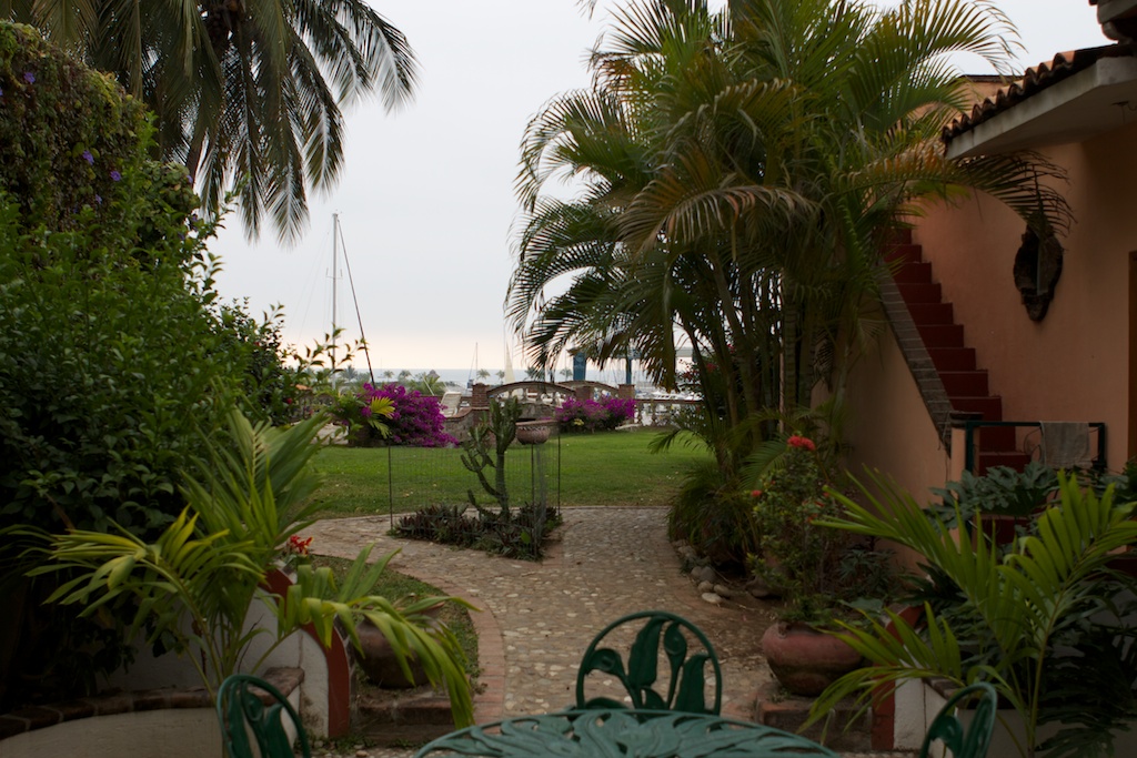 Big Drama in Little La Cruz
