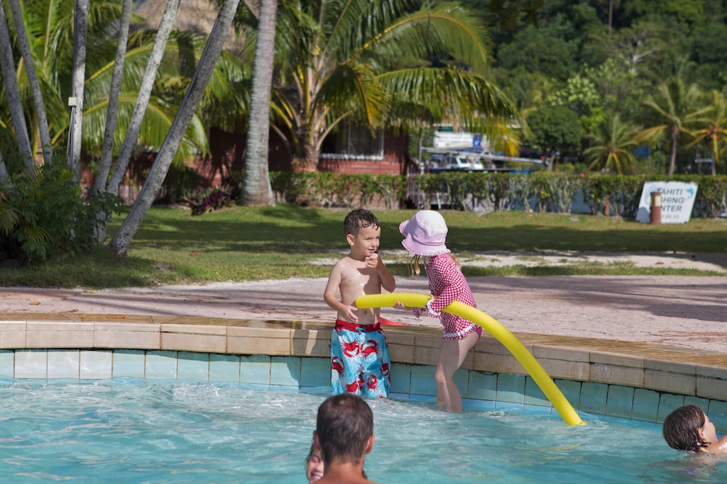 Cooks Bay, Mo'orea & Fare, Huahine