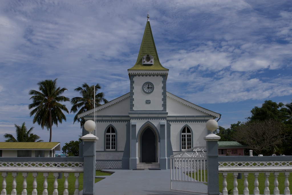 Cooks Bay, Mo'orea & Fare, Huahine