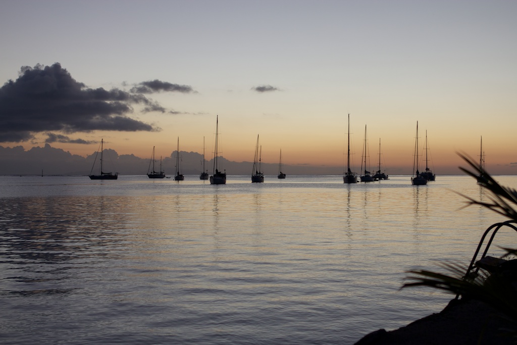 Cooks Bay, Mo'orea & Fare, Huahine