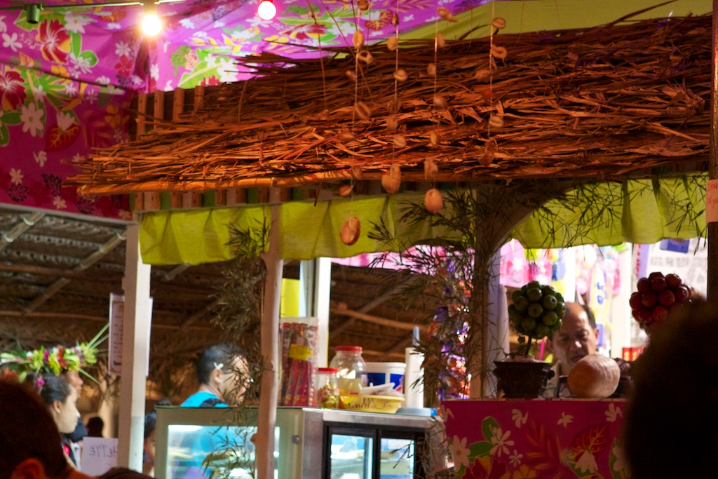 Cooks Bay, Mo'orea & Fare, Huahine