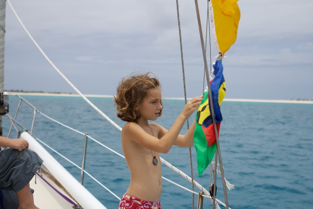 Photos: Port Vila, Vanuatu & Chesterfield Reef, New Caledonia