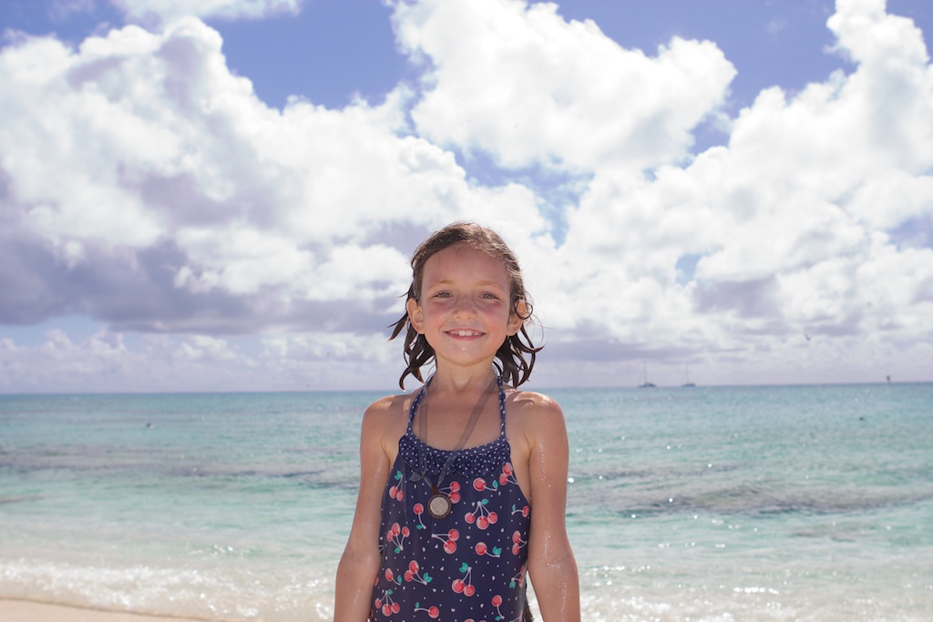 Photos: Port Vila, Vanuatu & Chesterfield Reef, New Caledonia